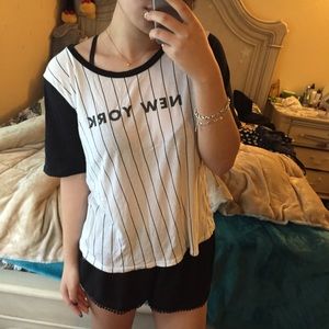 A New York printed crop top